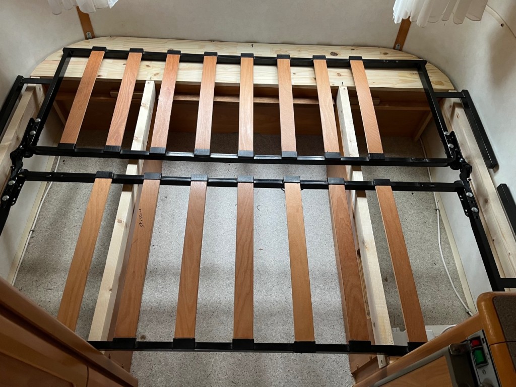 Pose du sommier après découpe