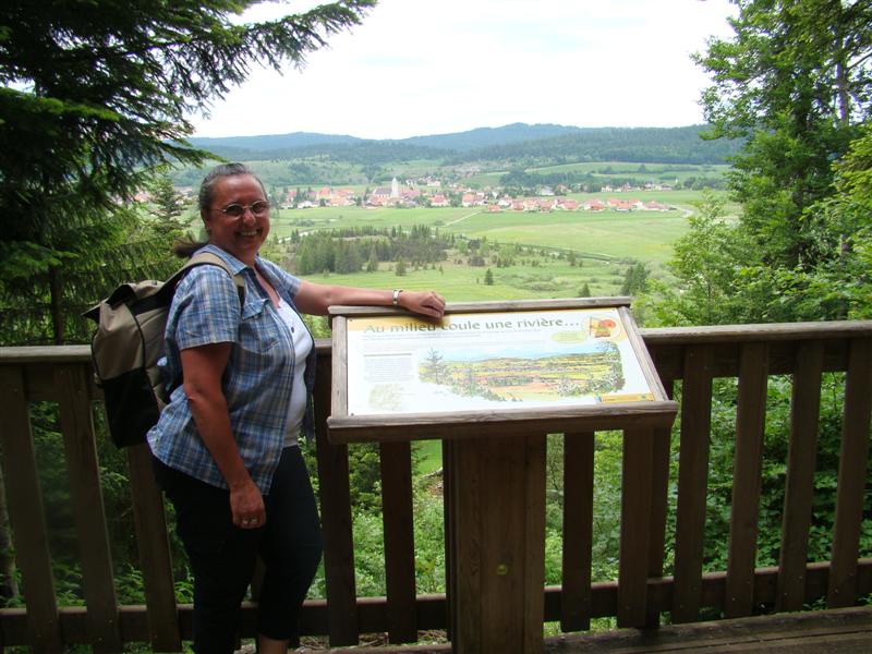 DSC01595 (Medium).JPG