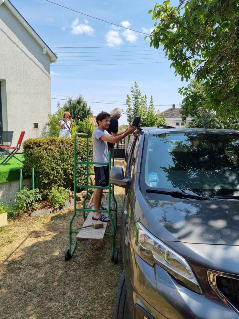 20240724_145420 la pose du store 2.jpg