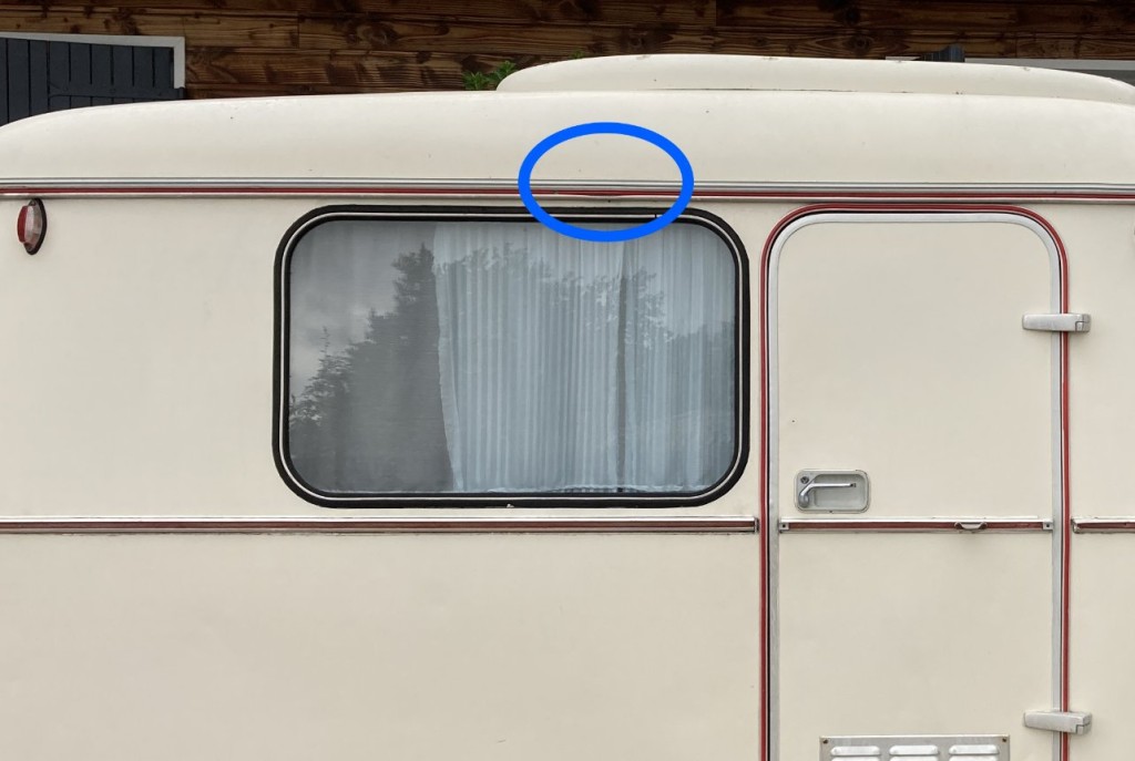 rail baille.jpg