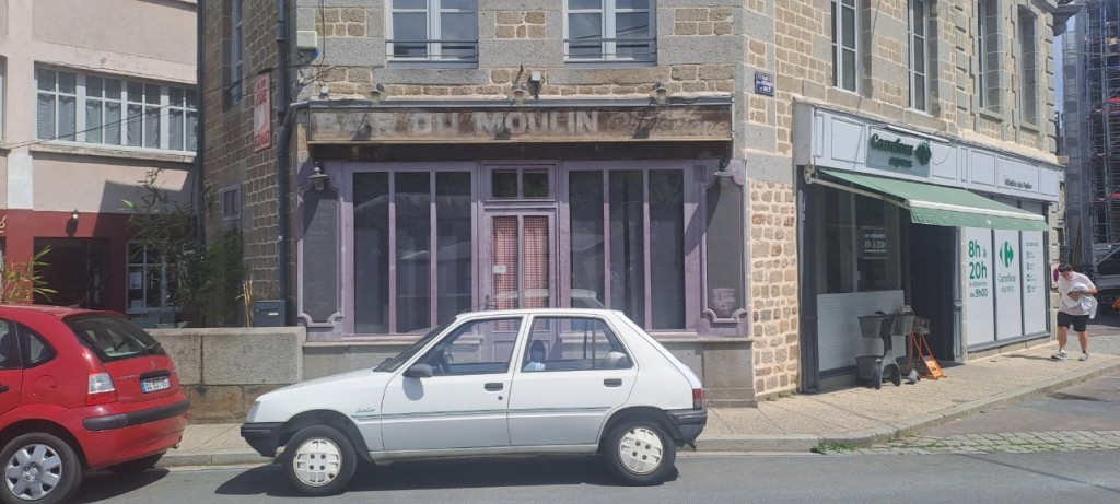 Ce n'est pas là non plus.