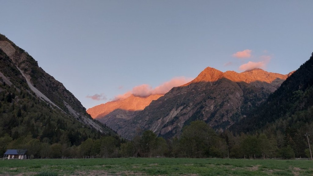 Les soirs de beau temps la Marcelline rosit de bonheur!