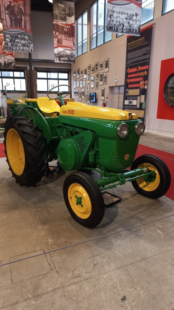 Musé de Vierzon tracteurs SFV