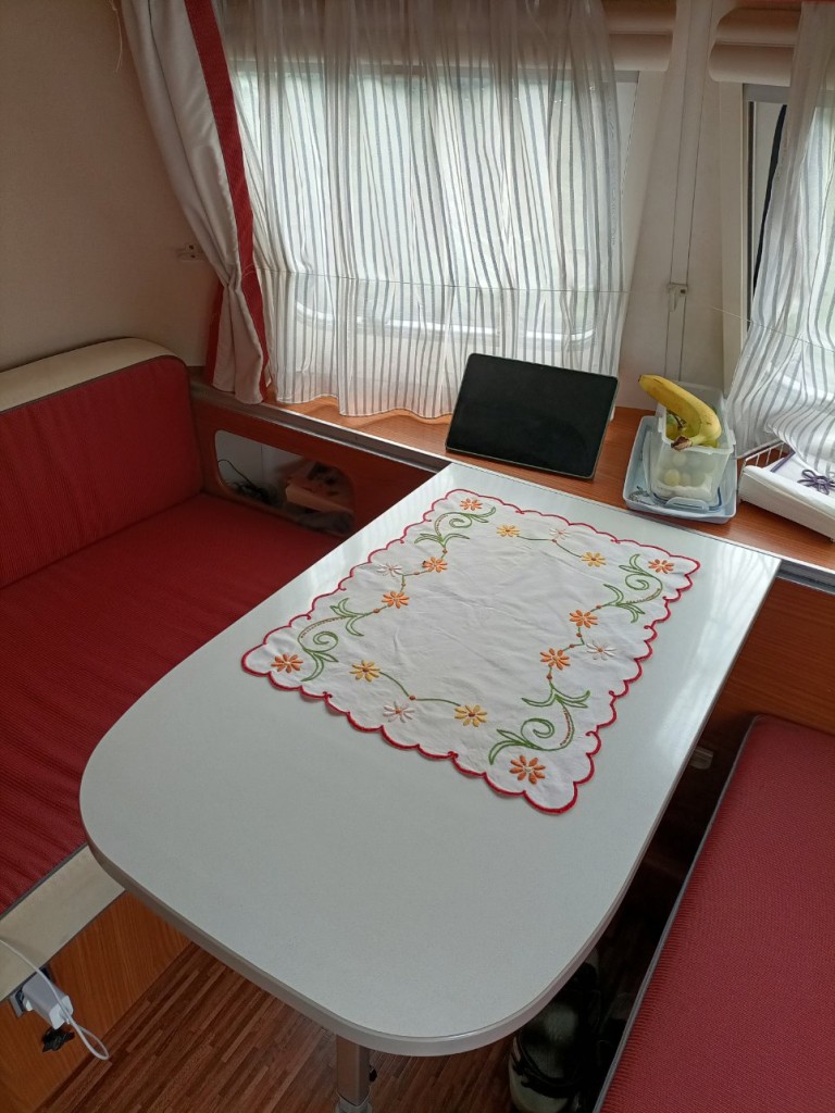 CARAVANE5.jpg