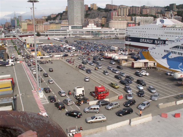 Embarquement à Gènes