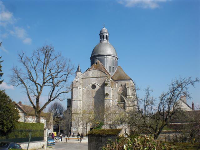 La collégiale St Quiriace(Small).JPG