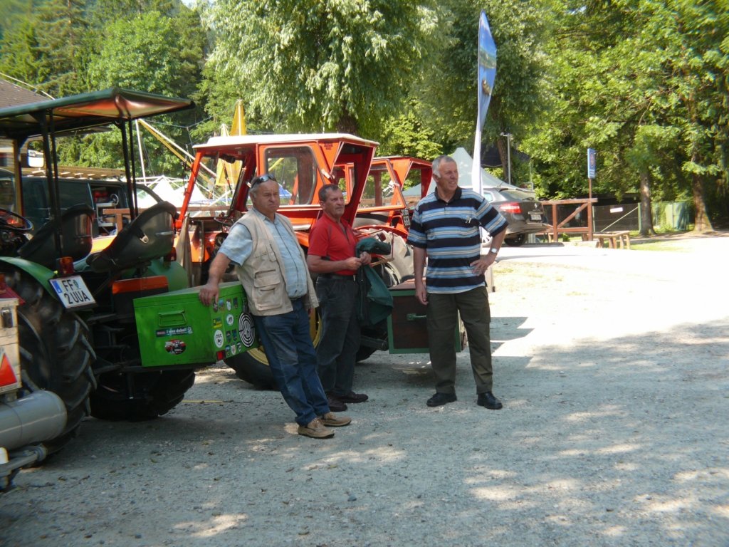 8_Vieux tracteurs_04.JPG