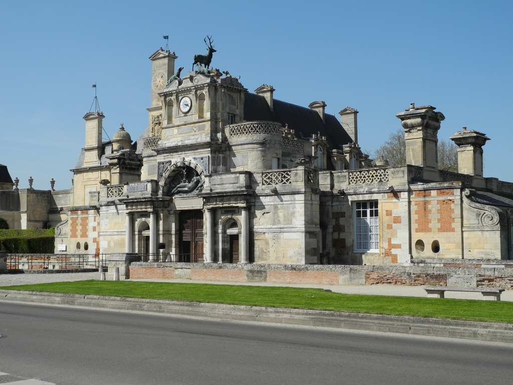 La façade du chateau