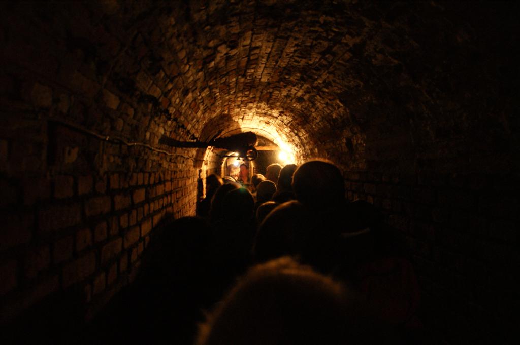 le métro , heure de pointe :o)