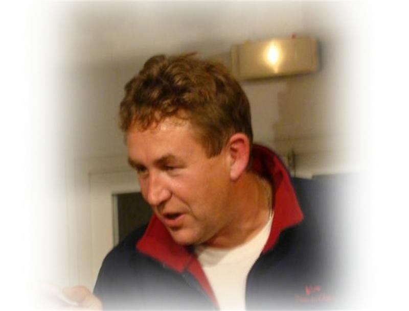 Mi j'arrivo l'gare, l'train y parto, mi j'men fouto j'ai toudi m'vélo