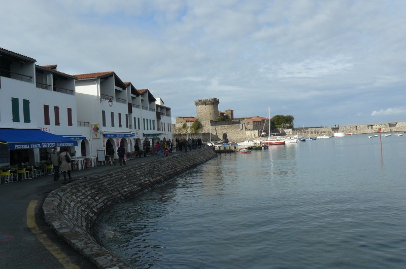 Urrugne cote basque, le château.
