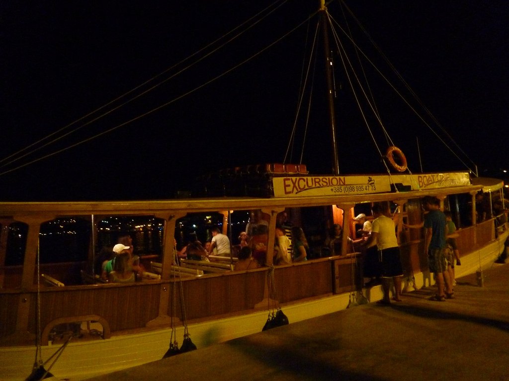 71 taxi boat.JPG