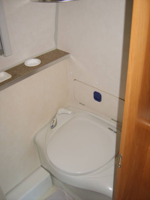 S8001412.JPG