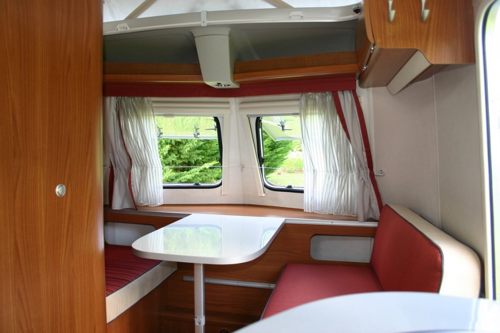 desiree 200609069 (Copier).jpg