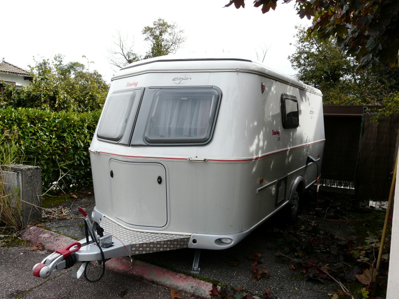 ...parking un peu juste !!