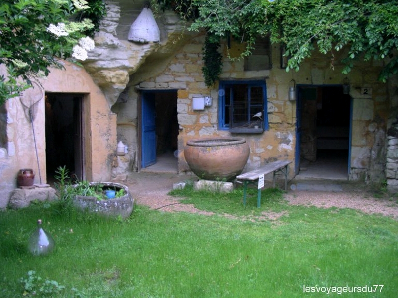 maison troglodytique proche de saumur(maine et loire)