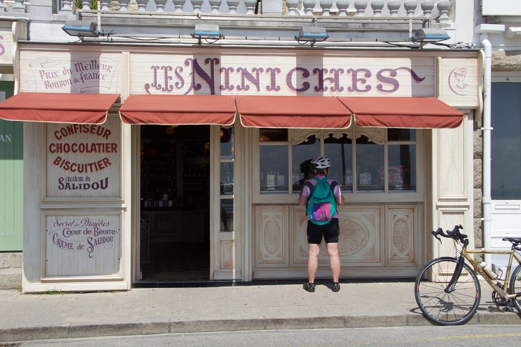 758810334 (Copier).jpg