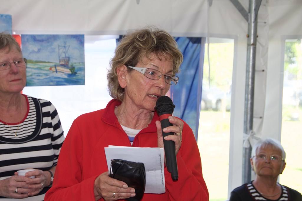 758810375 (Copier).jpg