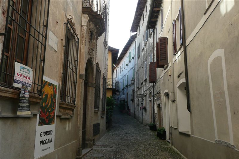 Orta San Giulio "une ruelle"