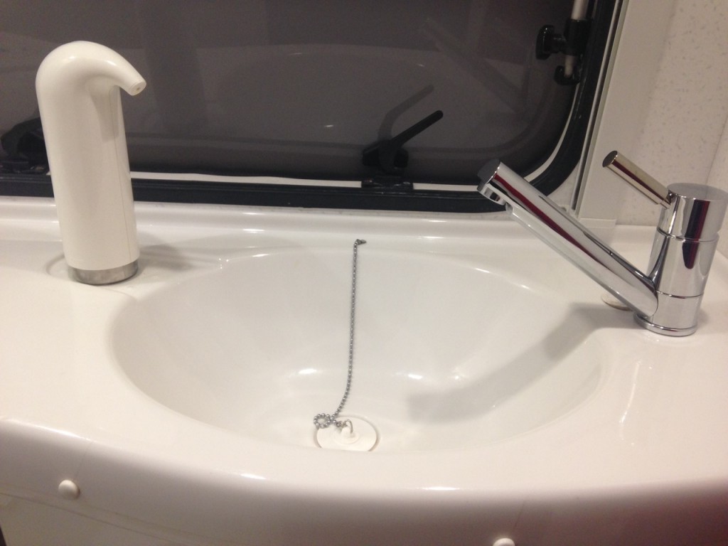 IMG_1714.jpg (169.82 Kio) Vu 47043 fois Robinetterie