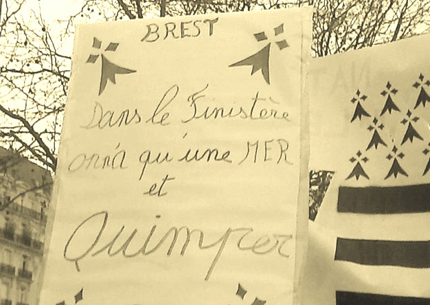 Une mère et Quimper.jpg