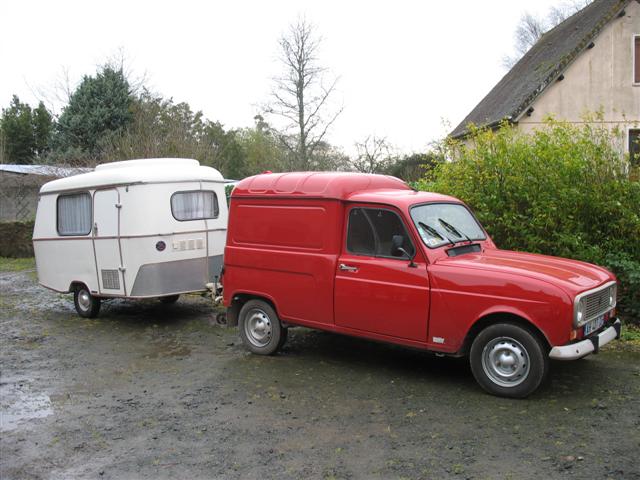 caravane à oui oui 001 (Small).jpg