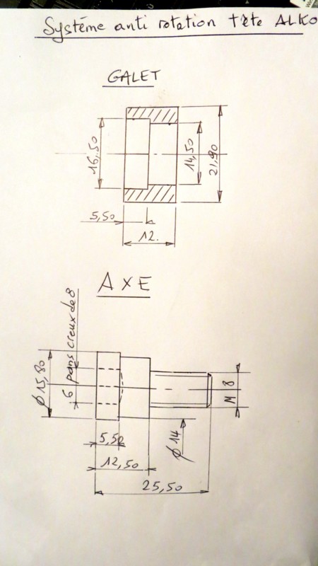 Attelage Triton 42RED.jpg