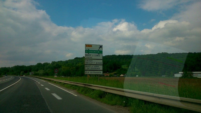 Direction Saint Quentin.