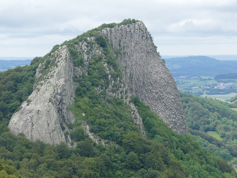 P1070790&.jpg