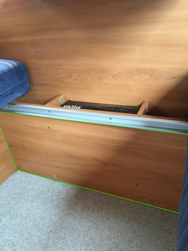 Eriba 418 rail tableMOD.jpg