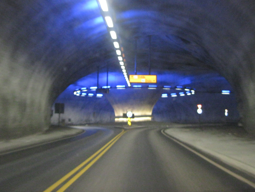 Tunnel Roundabout.jpg
