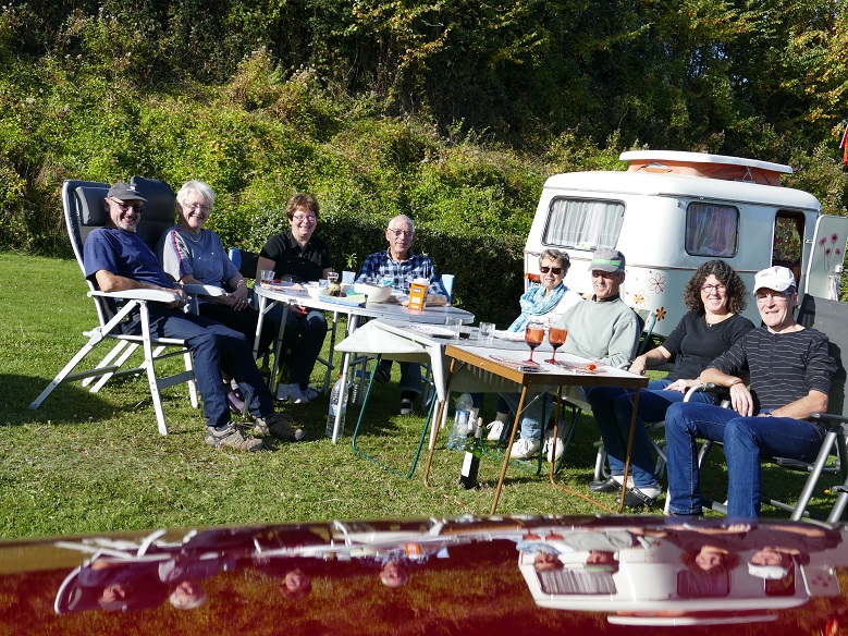 P1090625&.jpg