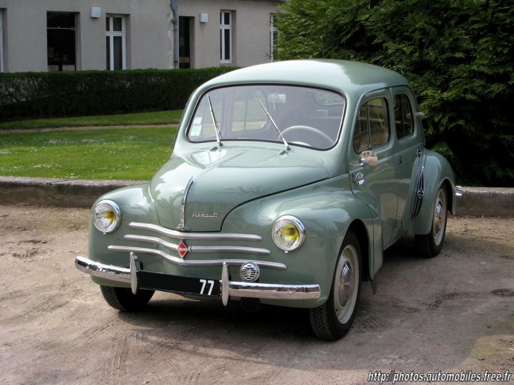 verte_Renault_4CV_1.JPG