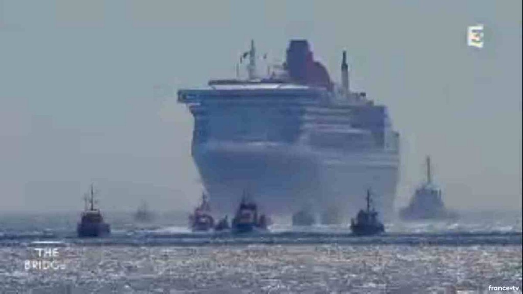 Quen Mary 2 de retour a St Nazaire.jpg