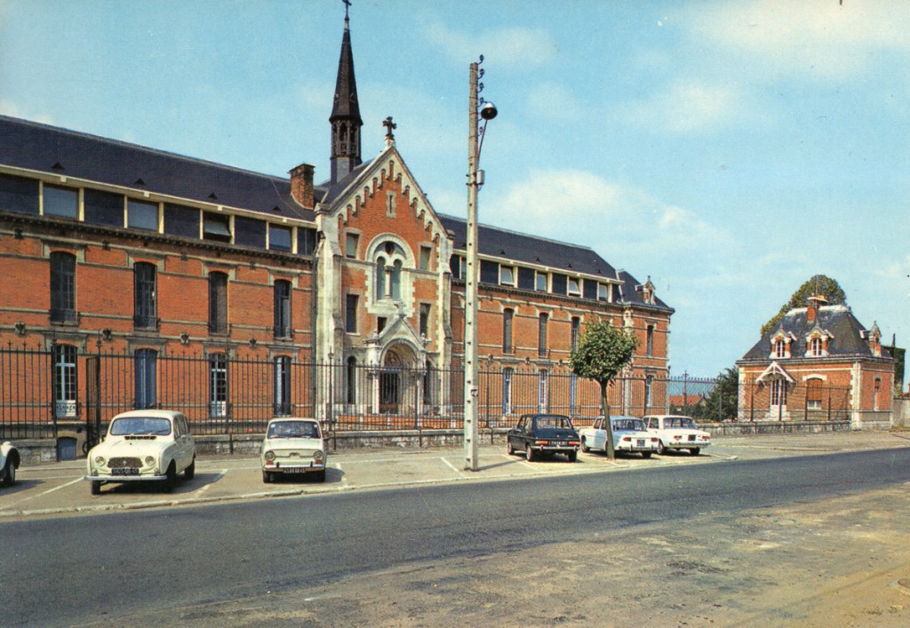 l'hôpital Saint-Jean.