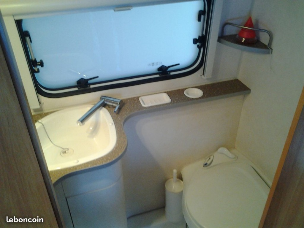 c3d599283edd92428006dbab98c0c8c586cfc750.jpg