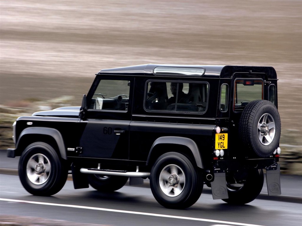 2019-land-rover-defender-svx-considered-jaguar-svx-models-also-possible_5 (Custom).jpg