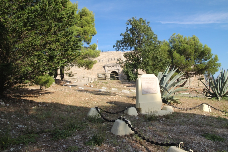 Le fort du mont Faron.