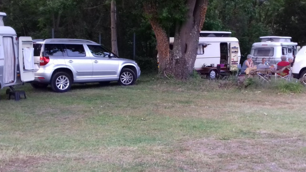 20190604_205030.jpg (193.65 Kio) Vu 10499 fois Camping "la cascade" à Tonnerre (89) Acsi