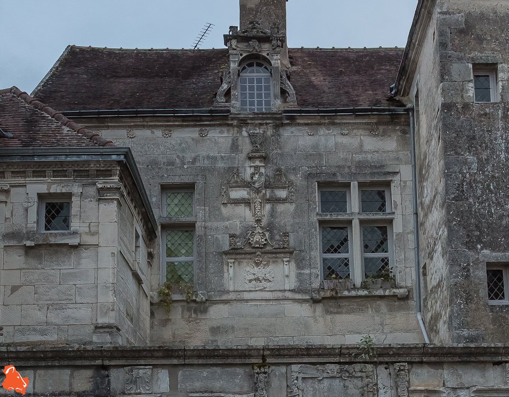 2019-11-20-Noyers-sur-Serein-en-BOURGOGNE-104.jpg
