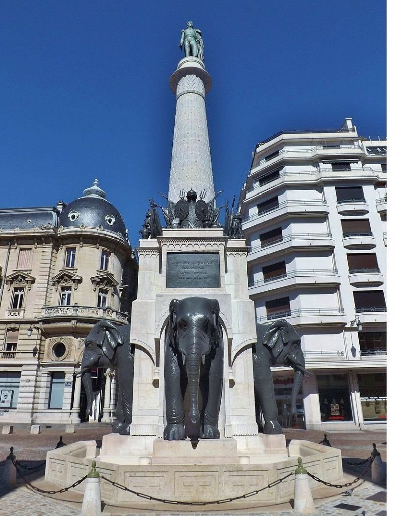 Chambéry fontaine.jpg