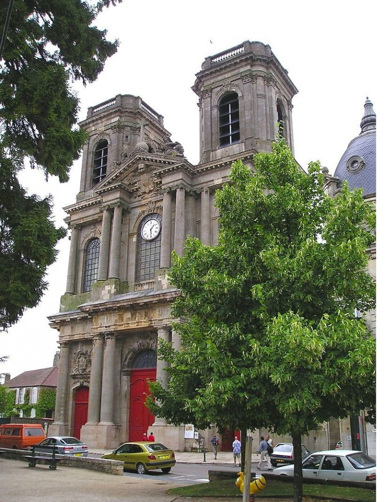 Langres cathedrale.jpg