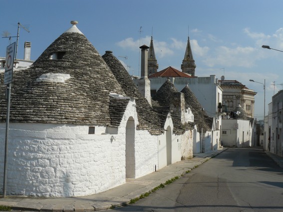 trulli.jpg