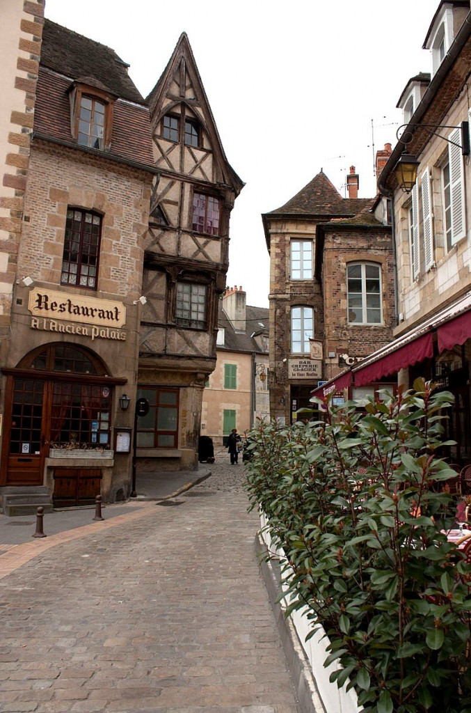 Moulins vieille ville.jpg
