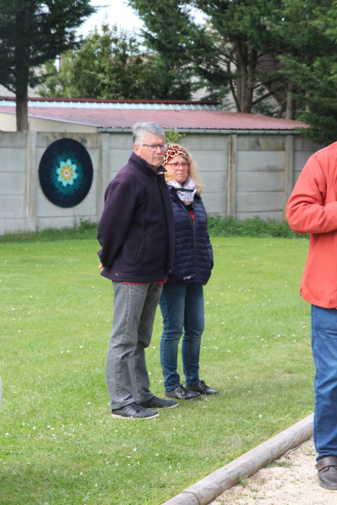 Les anciens .....sans portable.