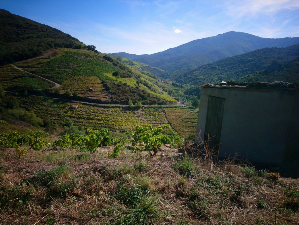 un village sans nom, perdu dans les collines