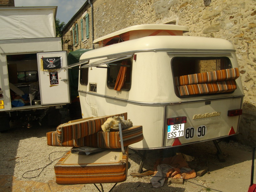 dimanche le boxon.jpg